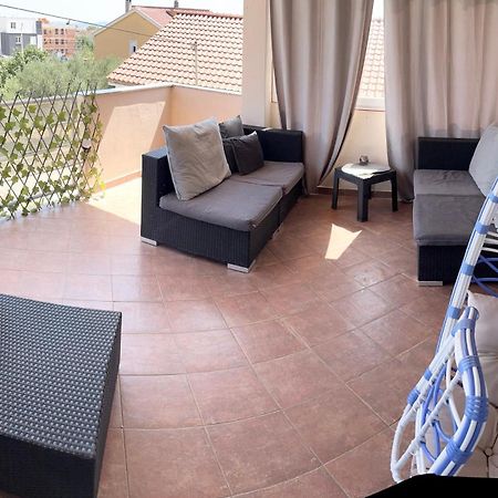 Apartman Nika Sa Jacuzzijem Задар Екстериор снимка