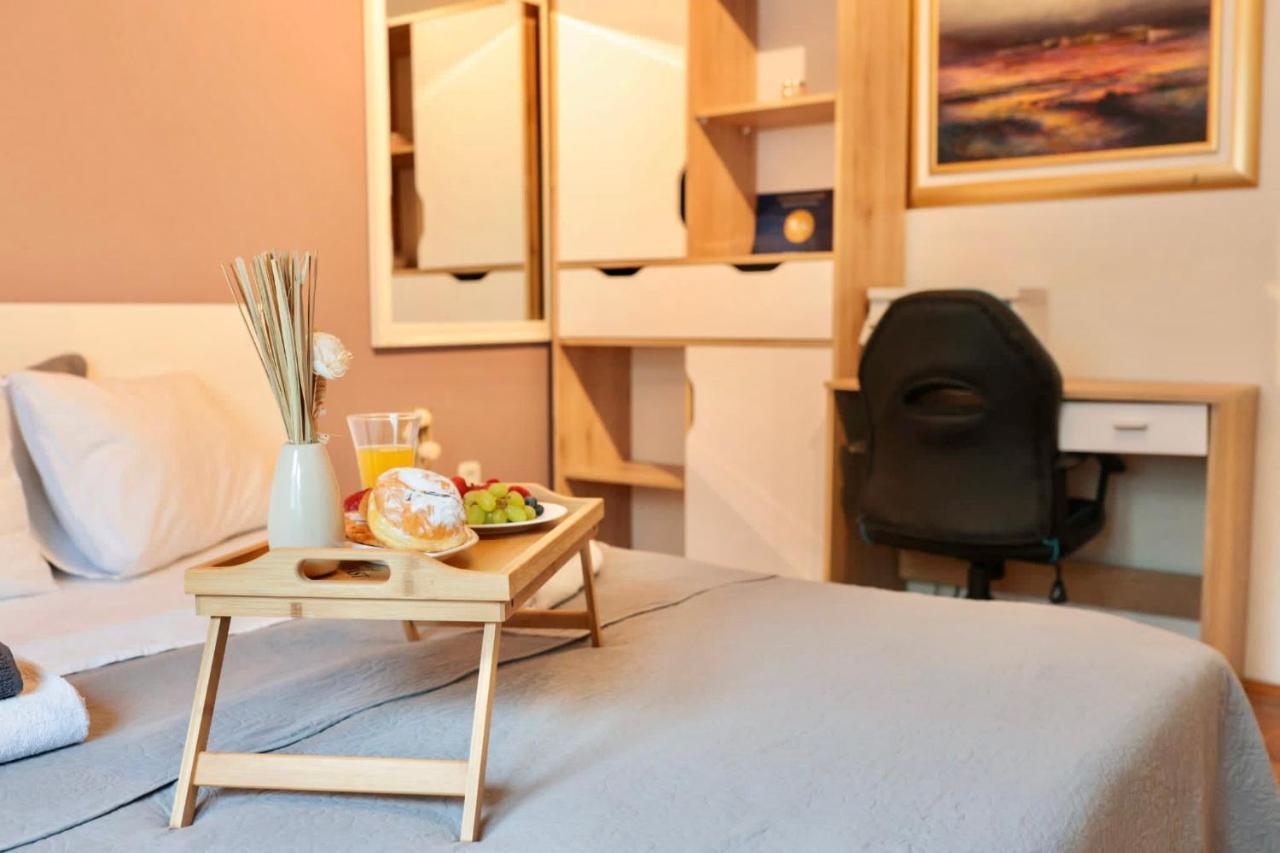 Apartman Nika Sa Jacuzzijem Задар Екстериор снимка