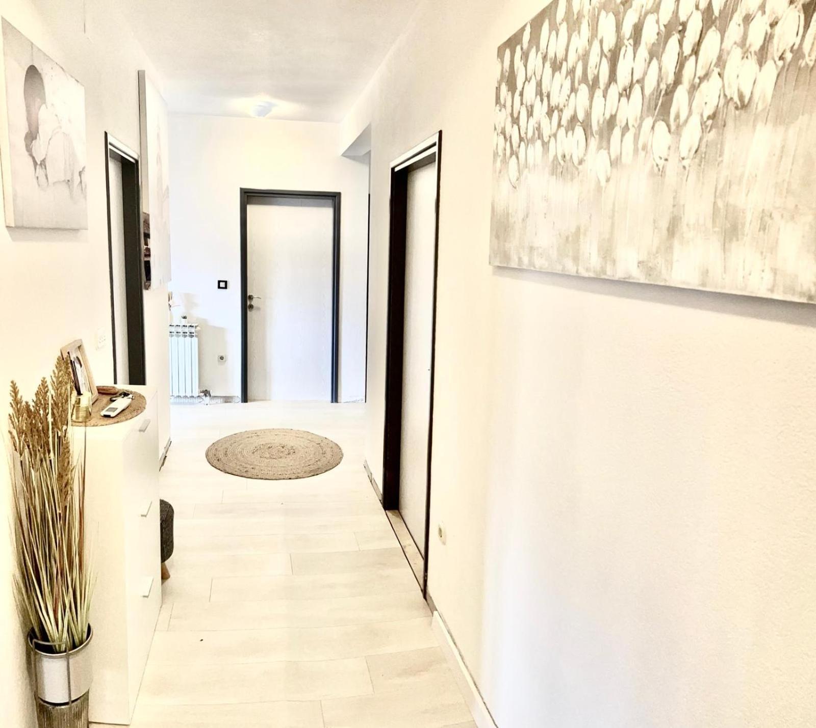 Apartman Nika Sa Jacuzzijem Задар Екстериор снимка